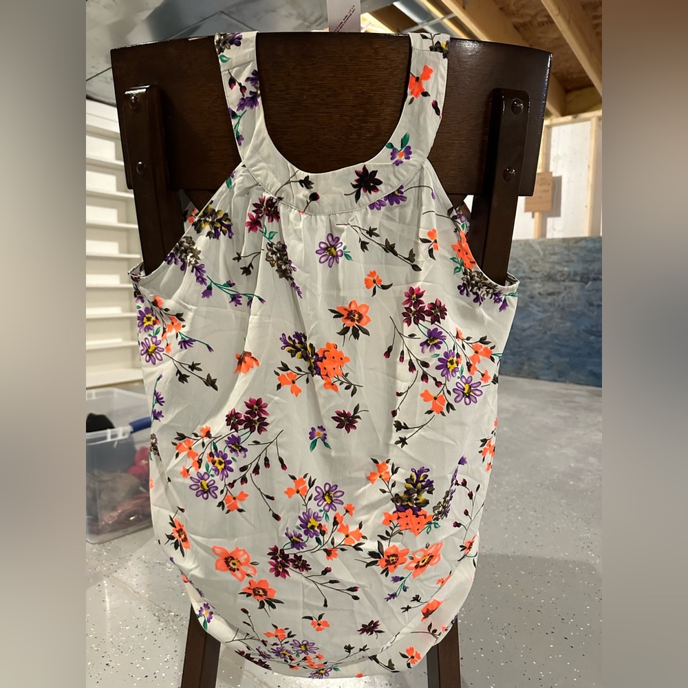 Floral Sleeveless Women's Top